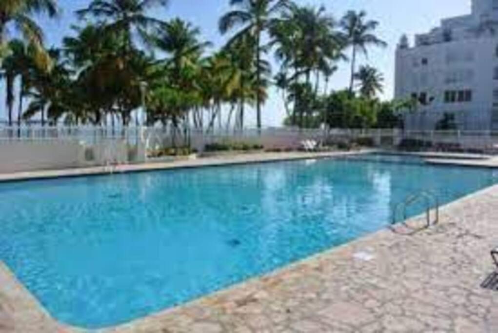Bunker Beach @ Isla Verde / Beach Front San Juan Exterior photo